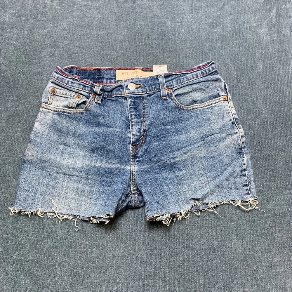 Levi's 550 Cut Off Shorts Womens 10M Blue Denim Relaxed Fit Frayed Hem Stretch